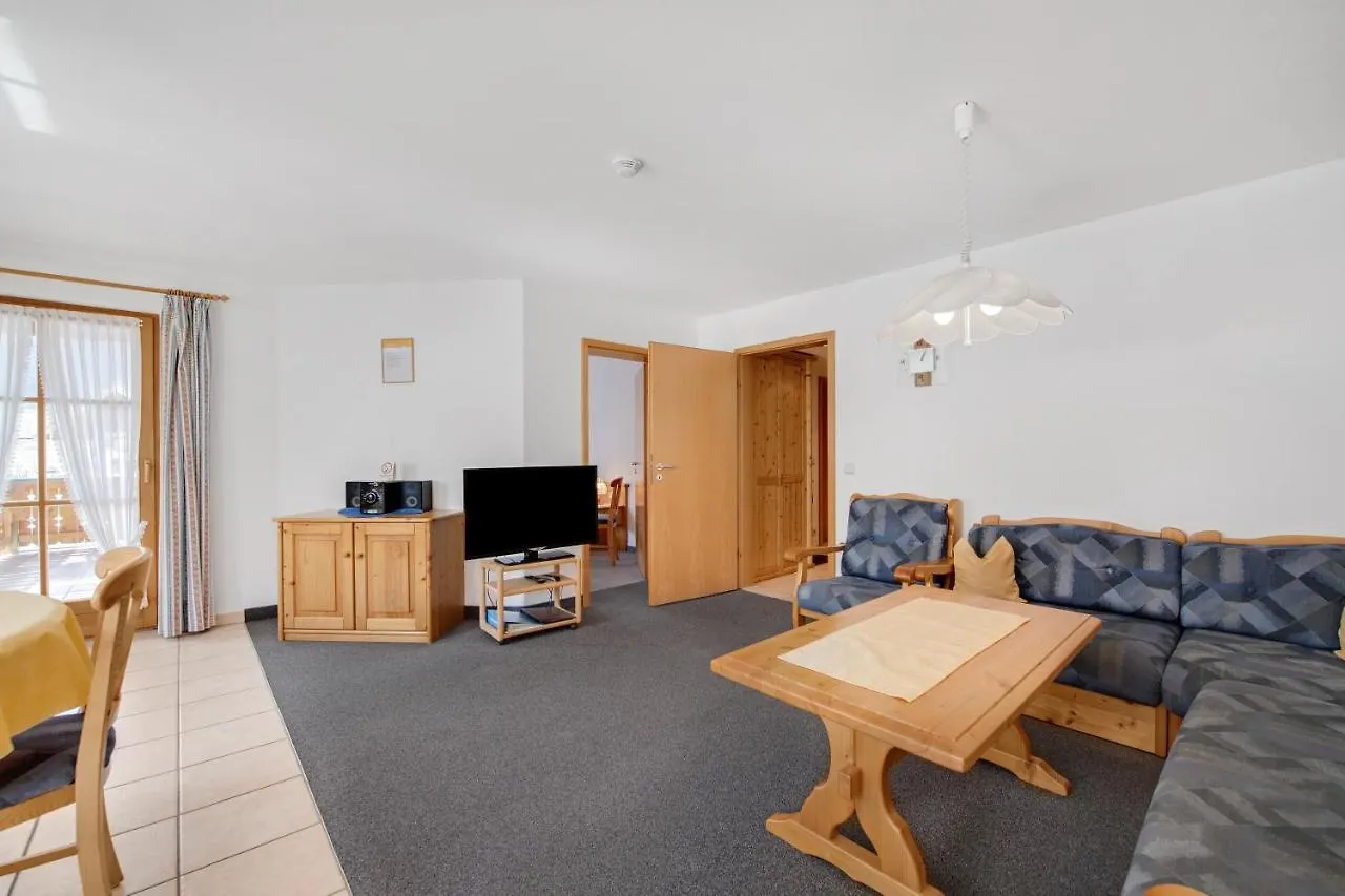 Petrushof Ferienwohnung Taubensee Oberwoessen Germany