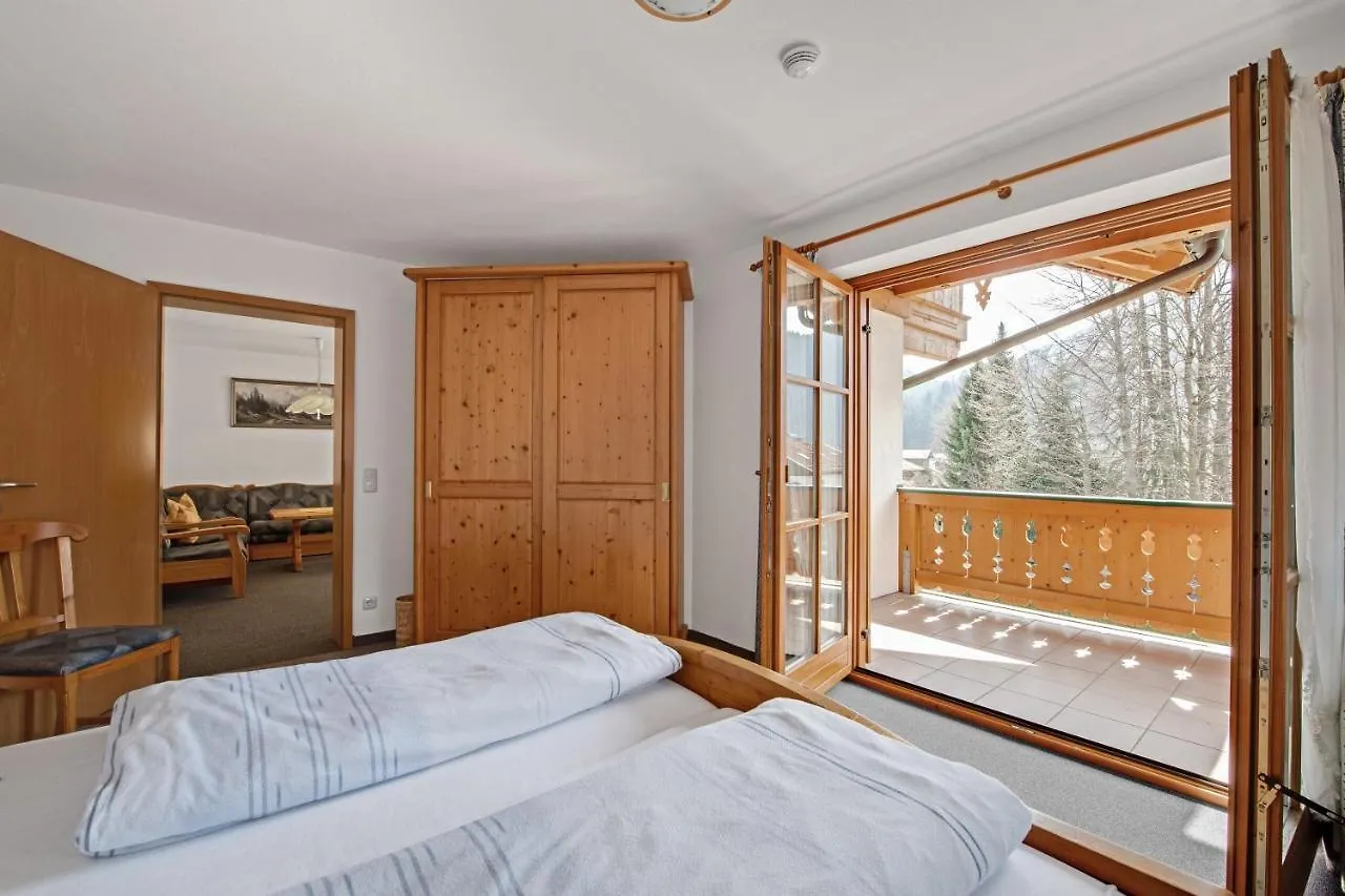 Petrushof Ferienwohnung Taubensee Oberwoessen Germany